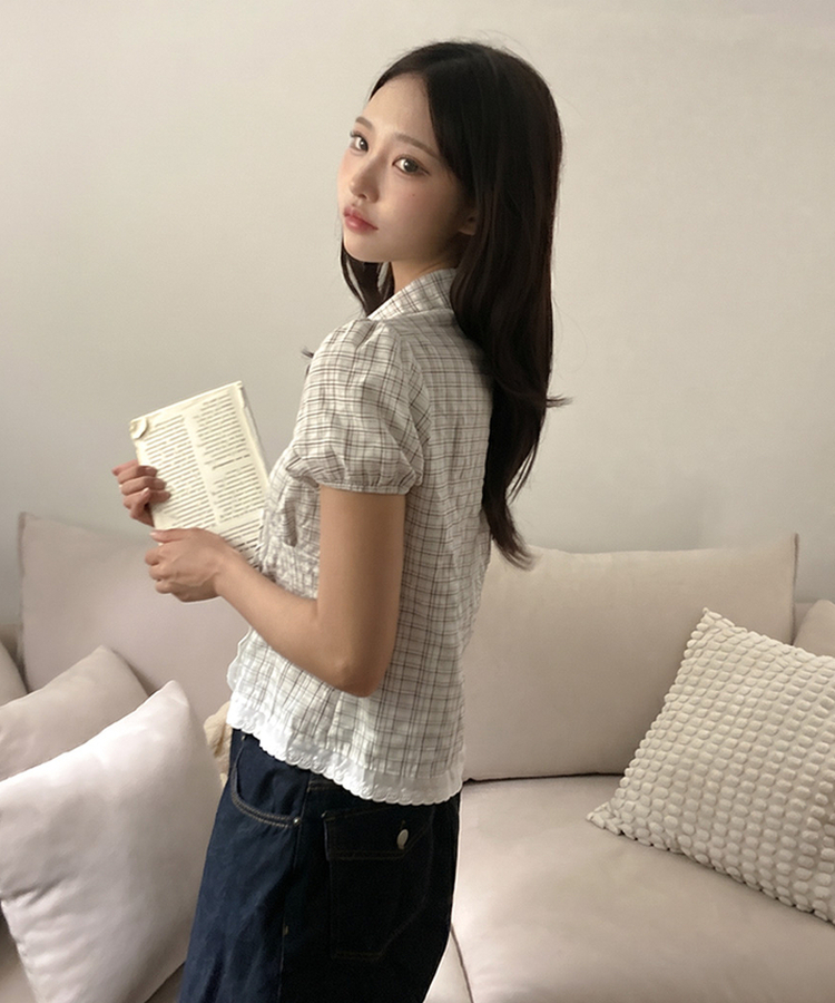 [핀터감성] 스윗 체크 카라 레이스 퍼프 반팔 블라우스 화이트