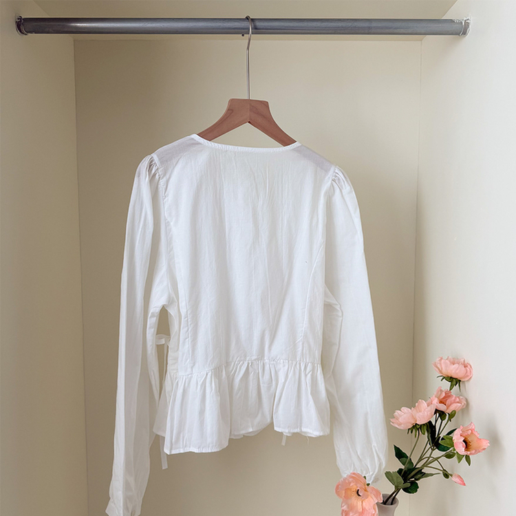 コットンパンチングレイヤードパフ長袖ブラウス