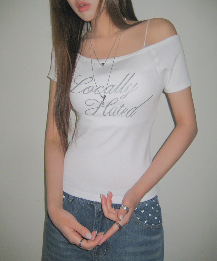 グリッターレタリングスリムオフショル半袖Tシャツ WHITE