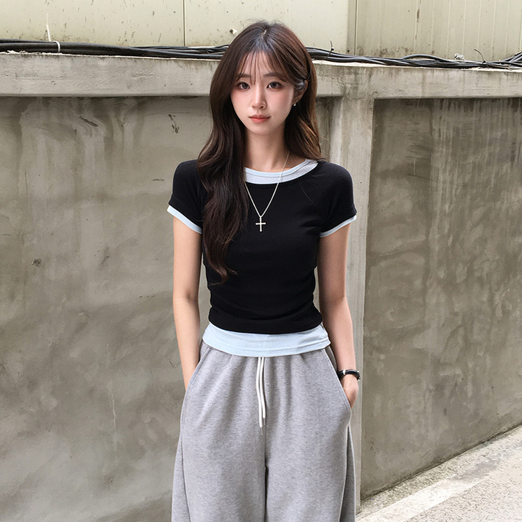 [데일리무드][레이어드효과] 옆셔링으로 허리잘록! 하리보 라운드 배색 레이어드 여름 반팔 티셔츠 골지 슬림핏 상의, 말라보이는 셔링 반팔티 4color 블랙