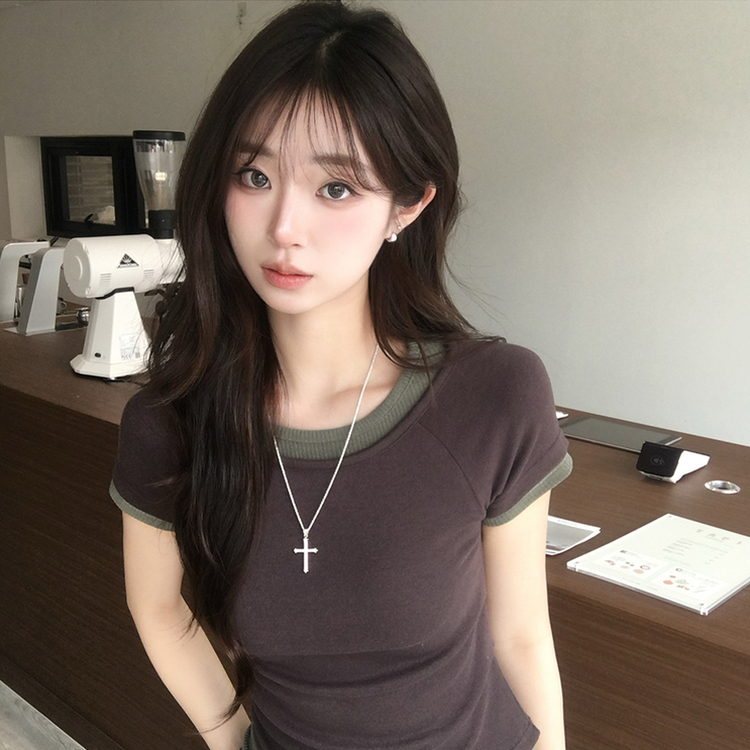 [데일리무드][레이어드효과] 옆셔링으로 허리잘록! 하리보 라운드 배색 레이어드 여름 반팔 티셔츠 골지 슬림핏 상의, 말라보이는 셔링 반팔티 4color 밤색