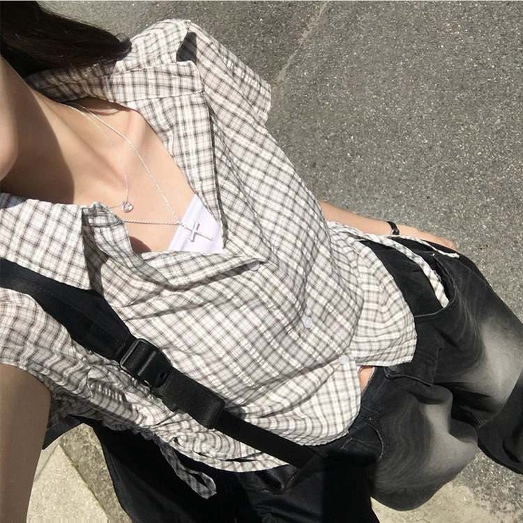 클라우디 카라 버튼 여름 세미 크롭 체크 반팔 셔츠 옆셔링 버튼 블라우스 스트링 반팔티 슬림핏 아우터 3color 베이지