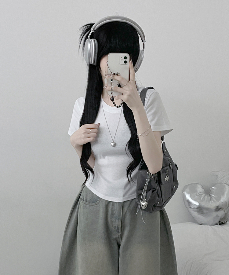 넉넉소매잘록허리라운드넥무지반팔티 아이보리