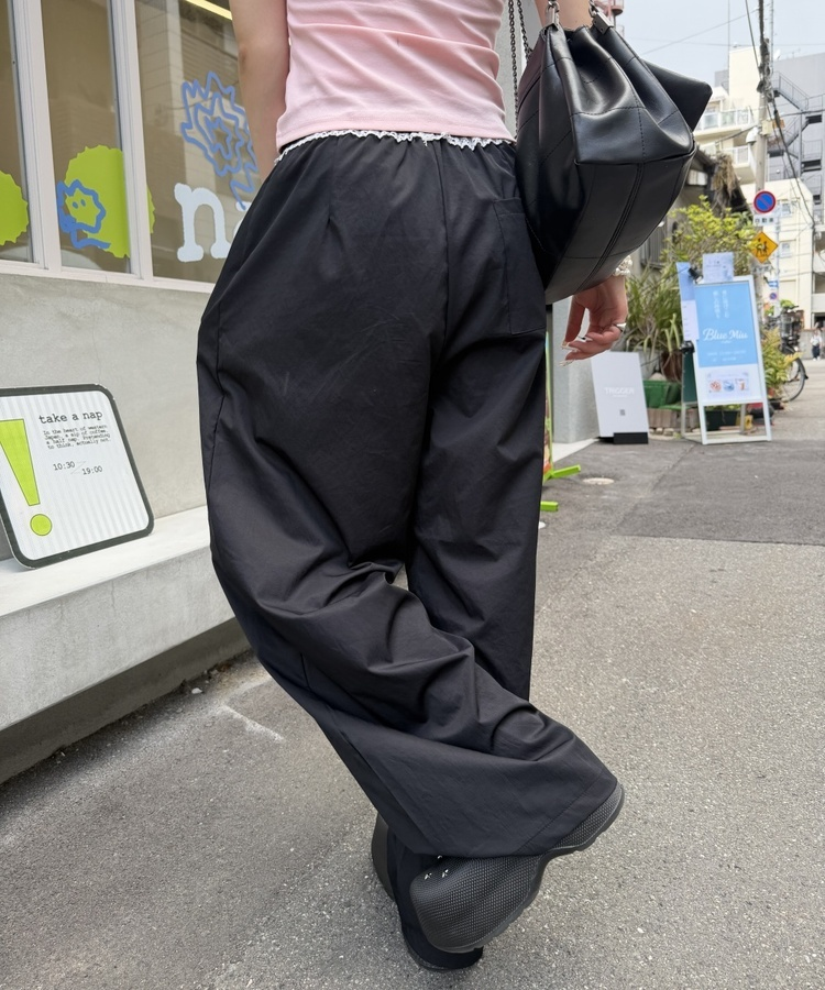 ナイロンレースフリルワイドパンツ BLACK