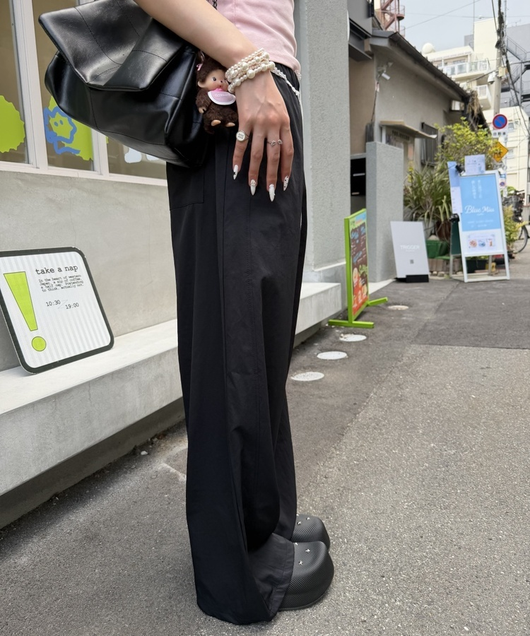 ナイロンレースフリルワイドパンツ BLACK