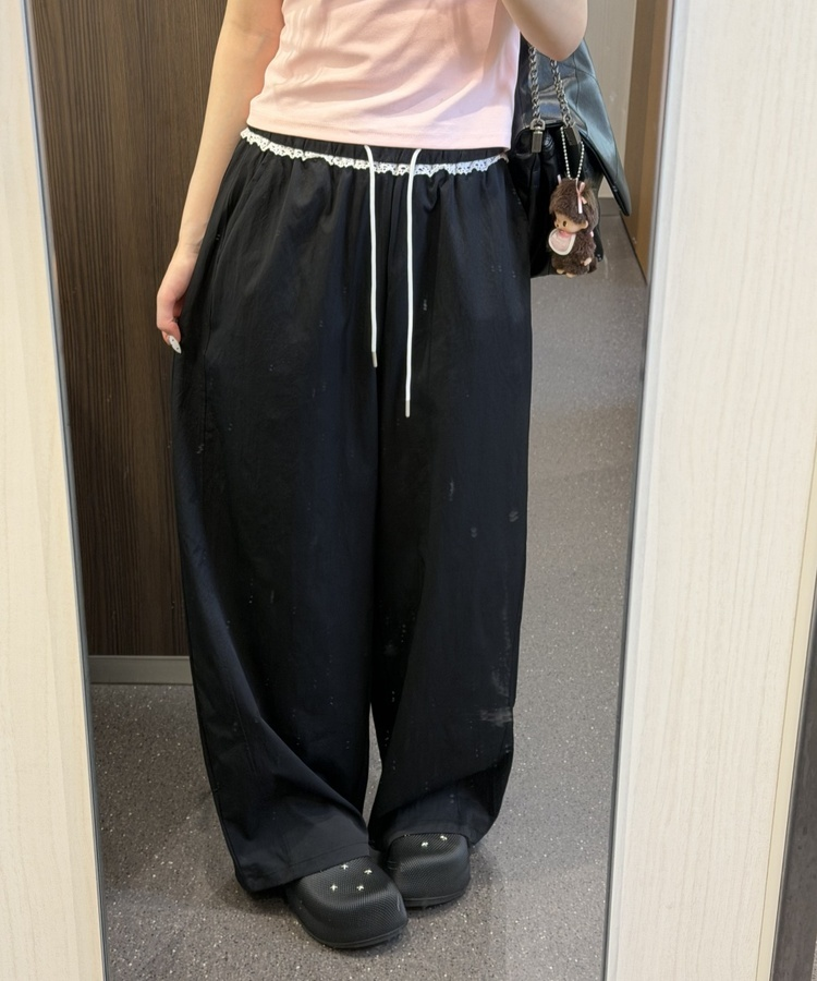 ナイロンレースフリルワイドパンツ BLACK
