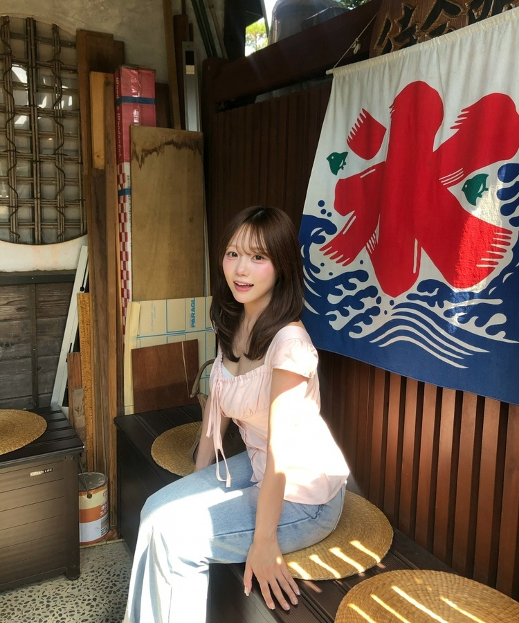 프론트 리본 셔링 블라우스 핑크