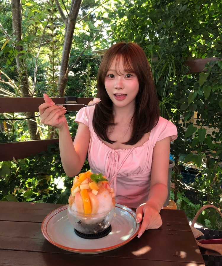 프론트 리본 셔링 블라우스 핑크