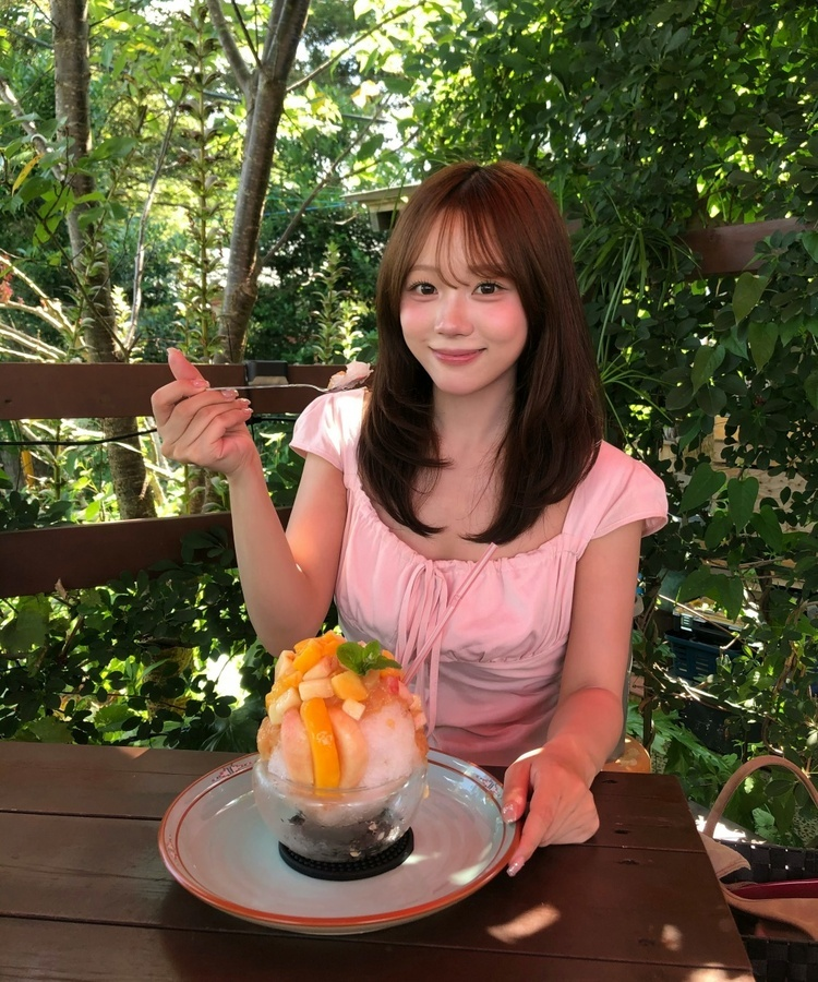 프론트 리본 셔링 블라우스 핑크