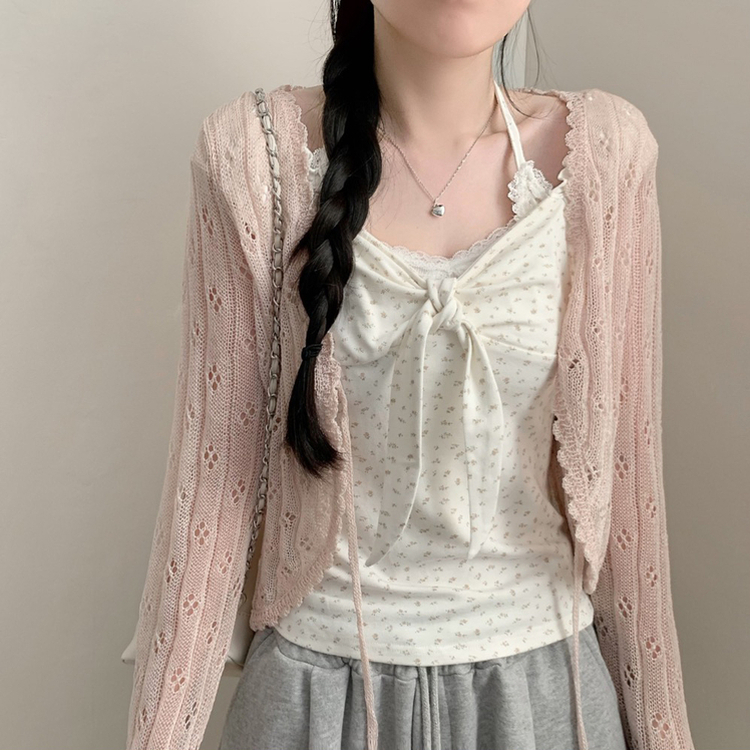 レイヤード風フラワーホルターネックTシャツ LIGHT YELLOW