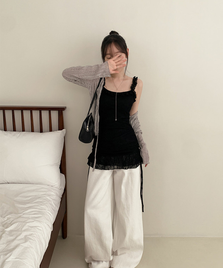 パンチングレースフリルキャミソールミニワンピース BLACK