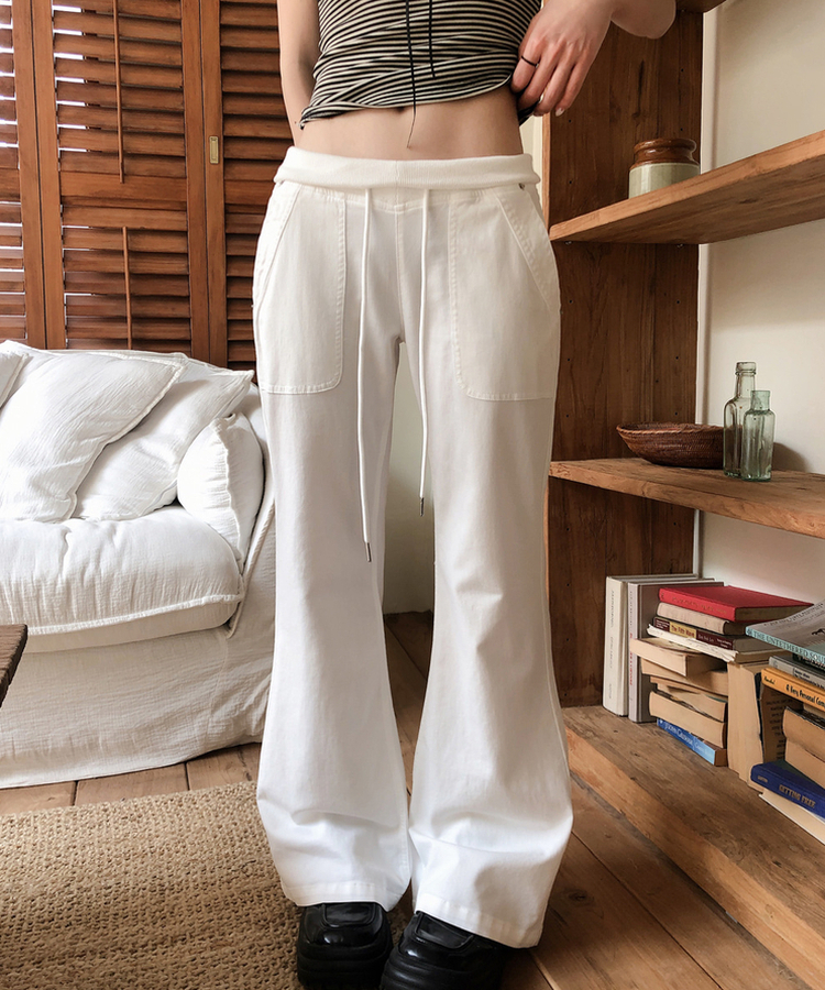 バンディングローライズブーツカットパンツ WHITE