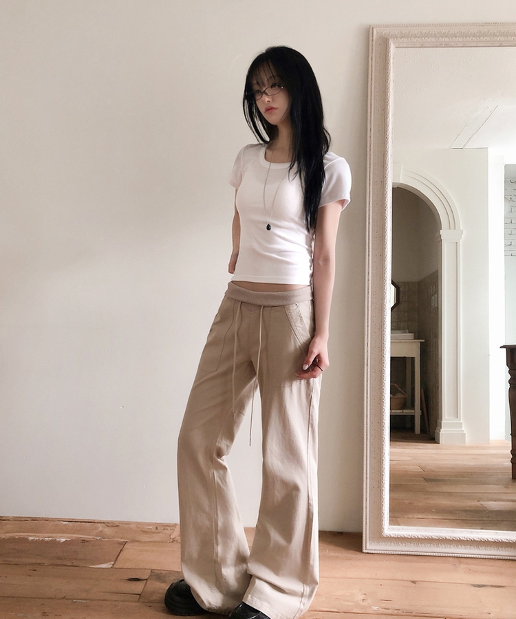 バンディングローライズブーツカットパンツ BEIGE