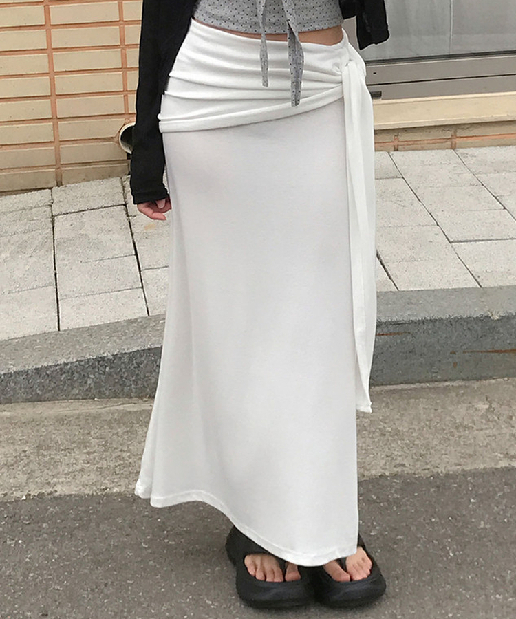 티뉴 폴딩 셔링 스트랩 밴딩 맥시 롱스커트 아이보리