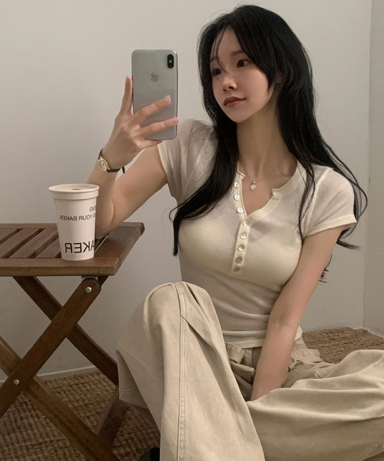 Vネックボタン半袖Tシャツ(7color) IVORY