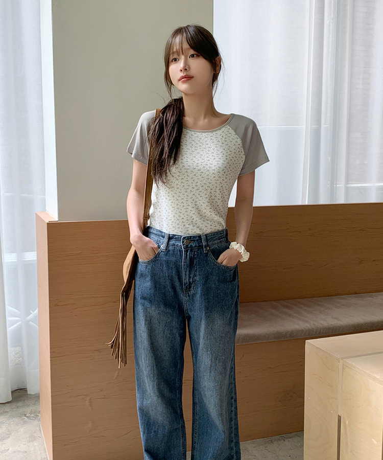 小花柄ラグラン半袖Tシャツ IVORY