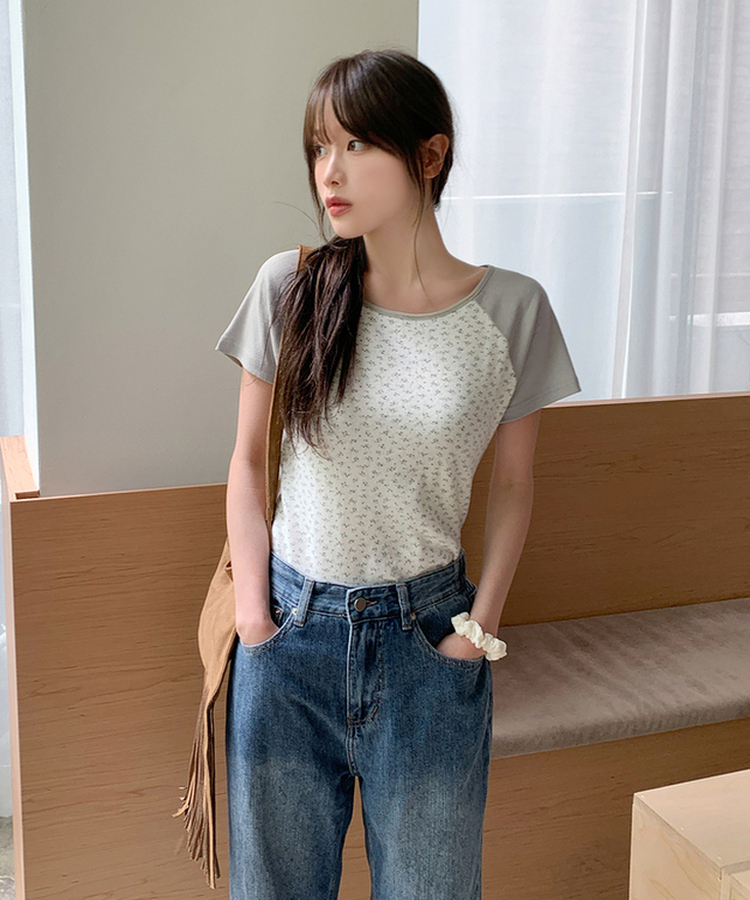 小花柄ラグラン半袖Tシャツ IVORY