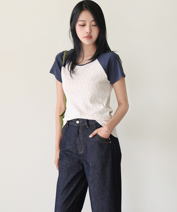小花柄ラグラン半袖Tシャツ CREAM