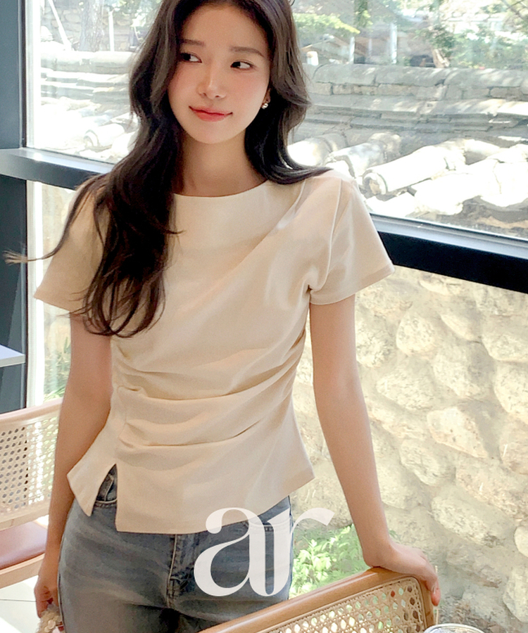 （夏の半袖ver.♥）ボートネック ライン タックシャーリング 半袖Tシャツ CREAM