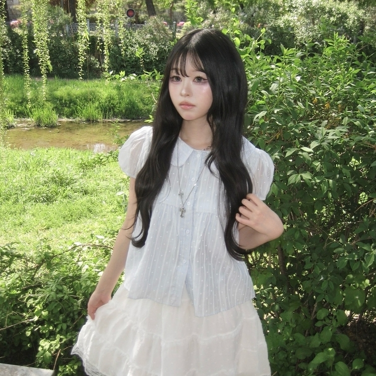 퓨어 모리걸 쉬폰 둥근카라 도트 반팔 블라우스 소라