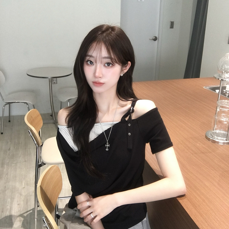 오레오 버튼 여름 오프숄더 한쪽 나시 옆셔링 반팔 티셔츠 스트라이프 이너 레이어드 반팔티 4color 블랙