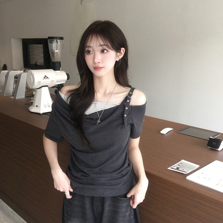 오레오 버튼 여름 오프숄더 한쪽 나시 옆셔링 반팔 티셔츠 스트라이프 이너 레이어드 반팔티 4color 차콜