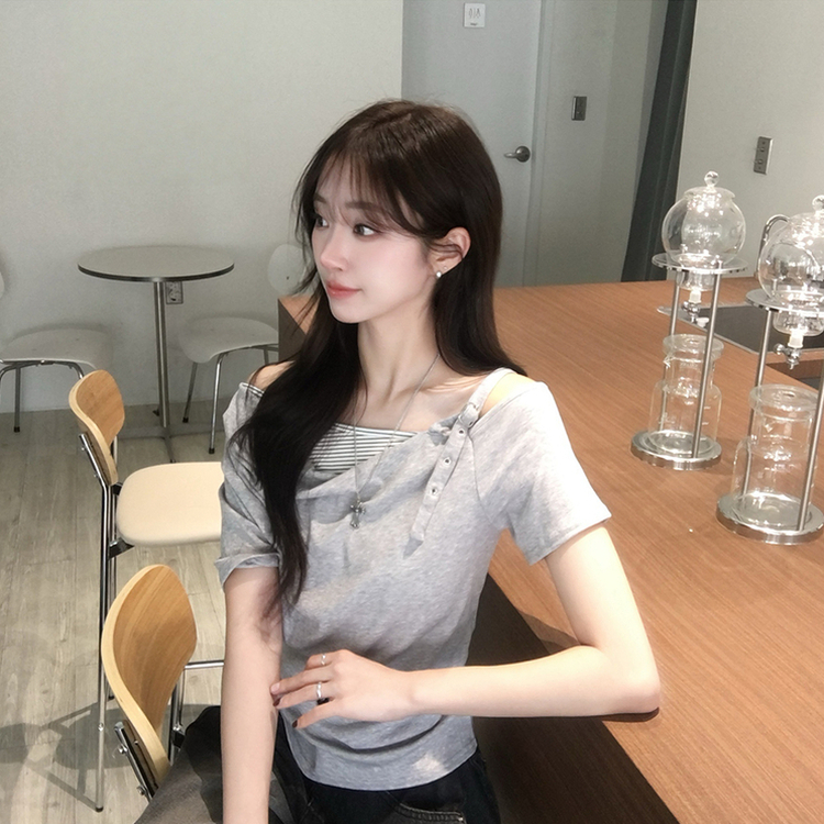오레오 버튼 여름 오프숄더 한쪽 나시 옆셔링 반팔 티셔츠 스트라이프 이너 레이어드 반팔티 4color 그레이