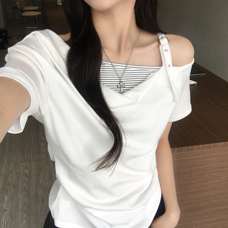 오레오 버튼 여름 오프숄더 한쪽 나시 옆셔링 반팔 티셔츠 스트라이프 이너 레이어드 반팔티 4color 화이트