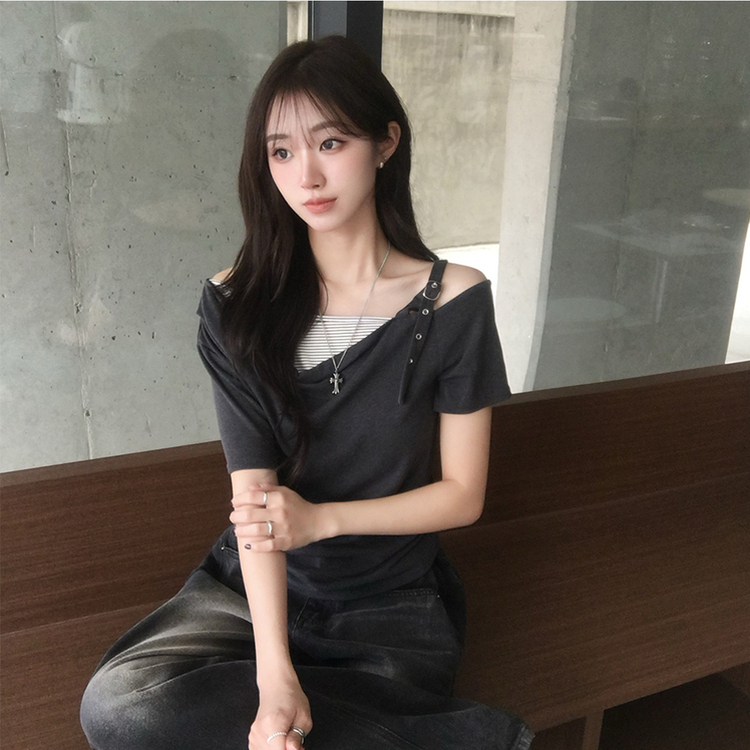 오레오 버튼 여름 오프숄더 한쪽 나시 옆셔링 반팔 티셔츠 스트라이프 이너 레이어드 반팔티 4color 차콜