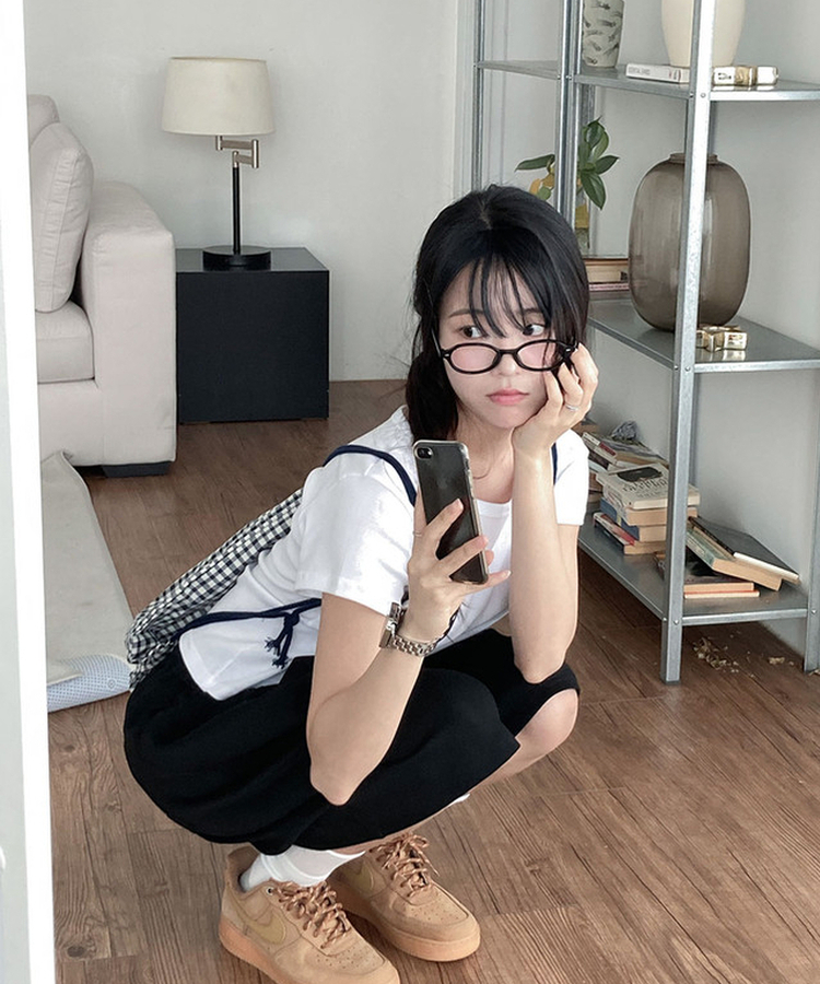 포리 스타나염 프린팅 와이드 핀턱 버뮤다 트레이닝 팬츠 블랙