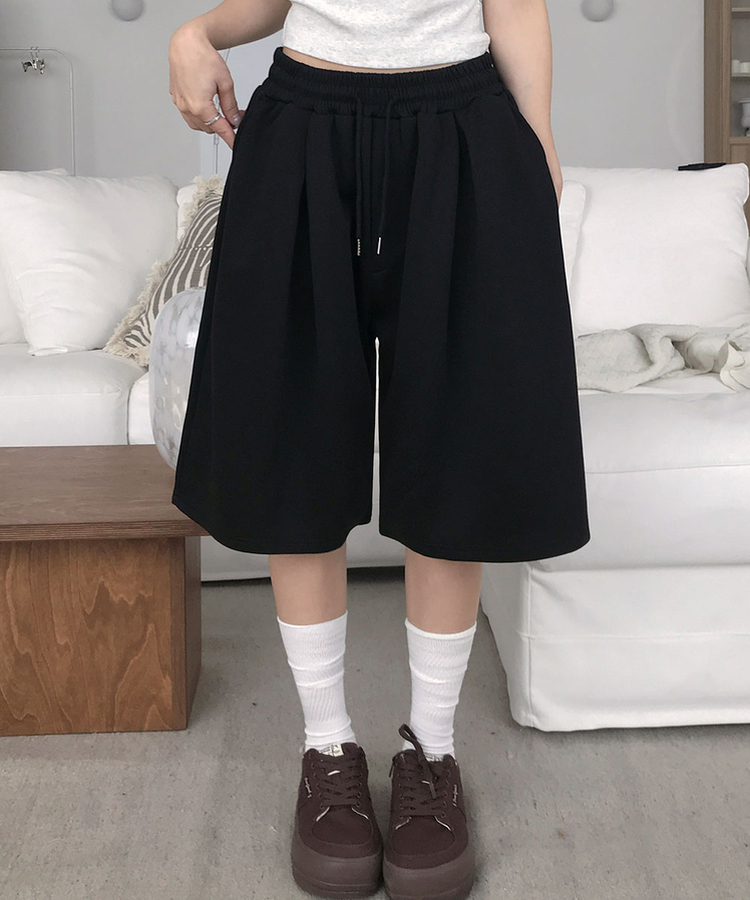 히포 밴딩 버뮤다 포켓 핀턱 5부 트레이닝 팬츠 블랙