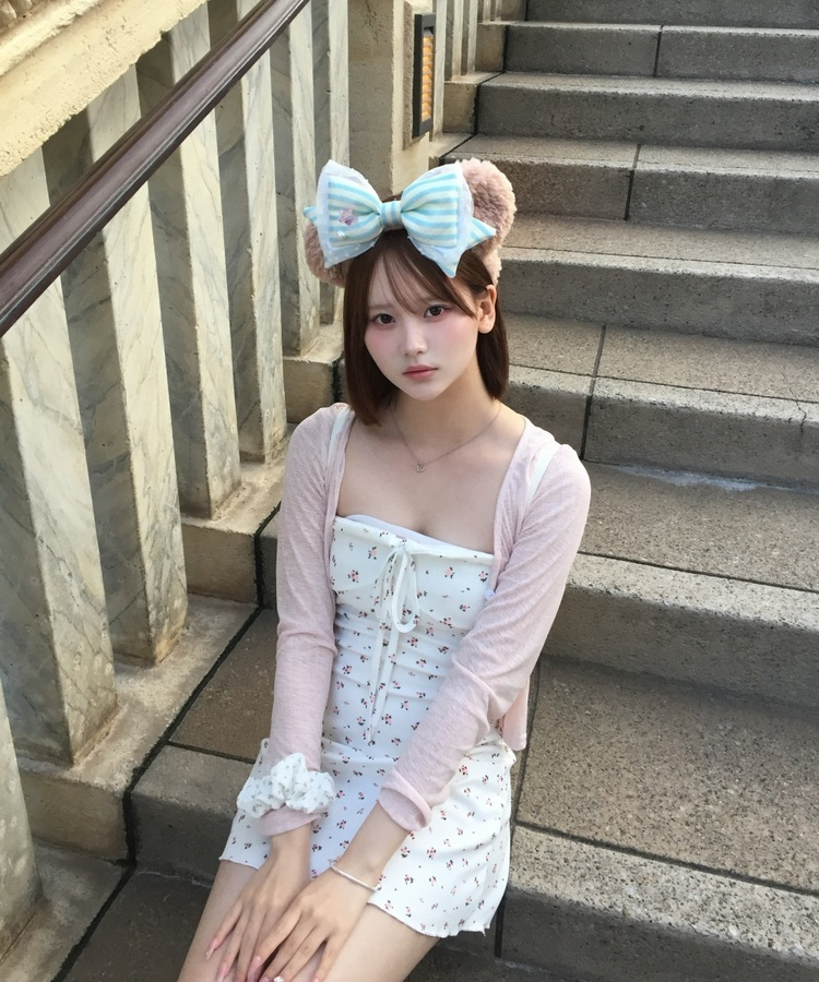 잔꽃 리본 끈 원피스 화이트