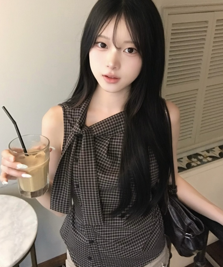 체크 리본 민소매 블라우스 브라운