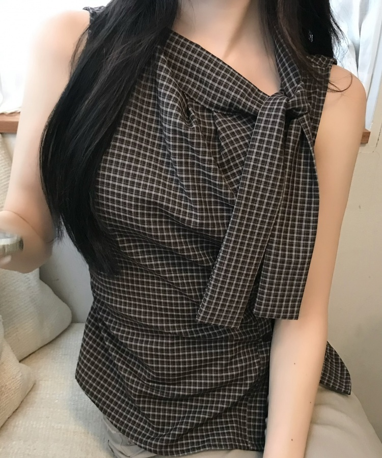 체크 리본 민소매 블라우스 브라운