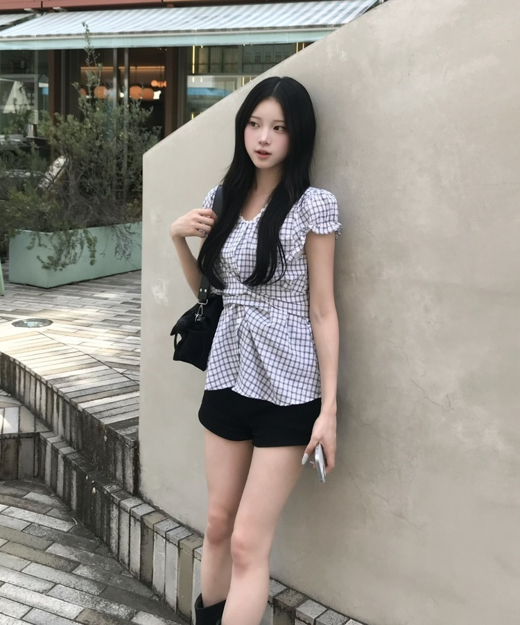 체크 레이스 리본 블라우스 그레이