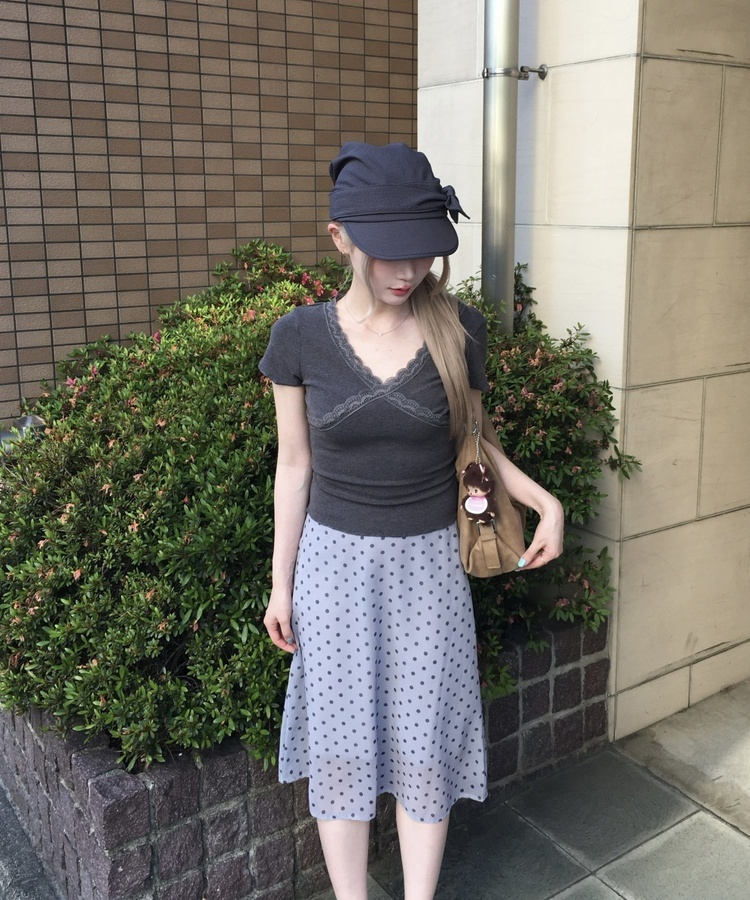 レースVネックリブ半袖トップス CHARCOAL