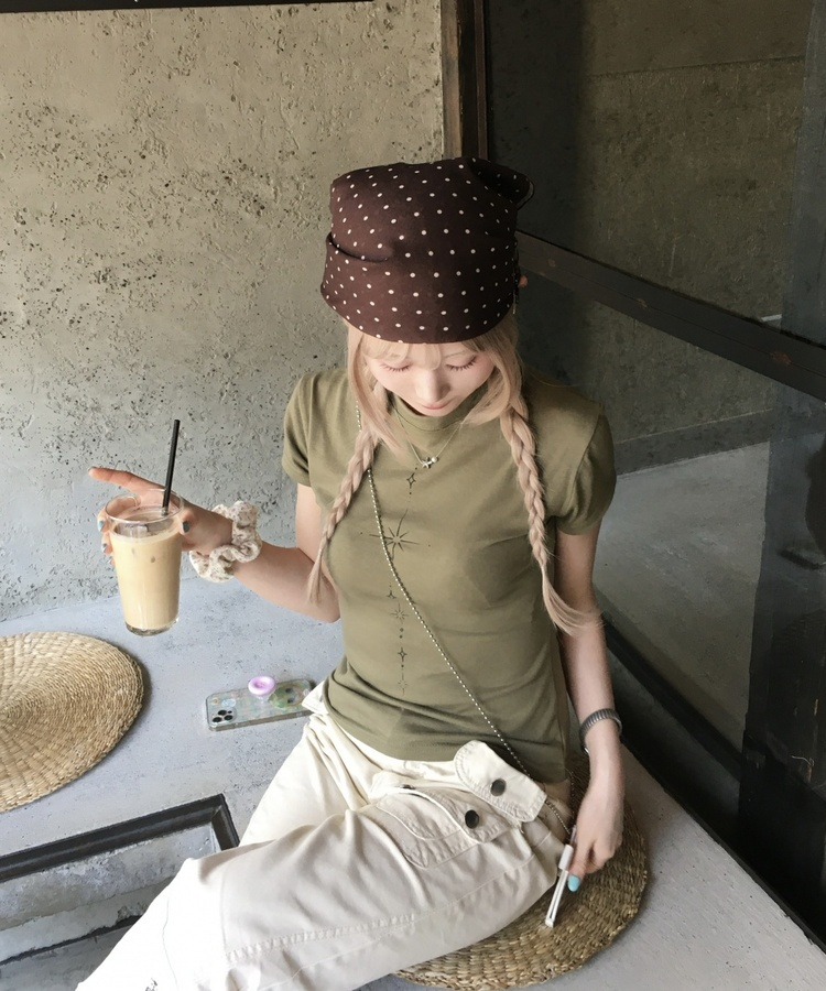 スターレタリングセミクロップTシャツ KHAKI