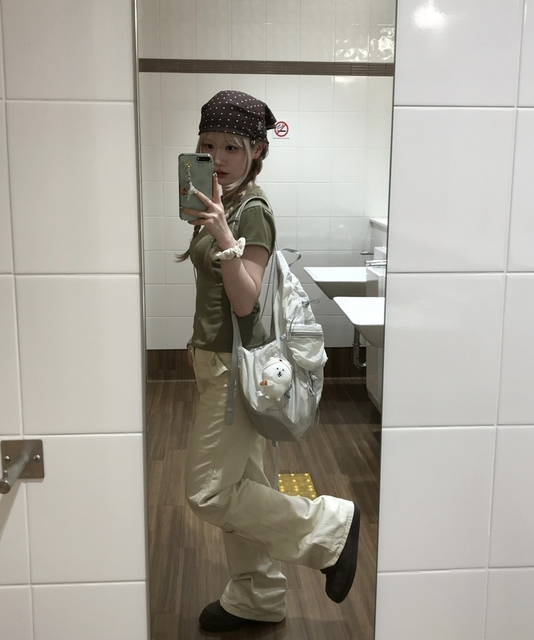 スターレタリングセミクロップTシャツ KHAKI