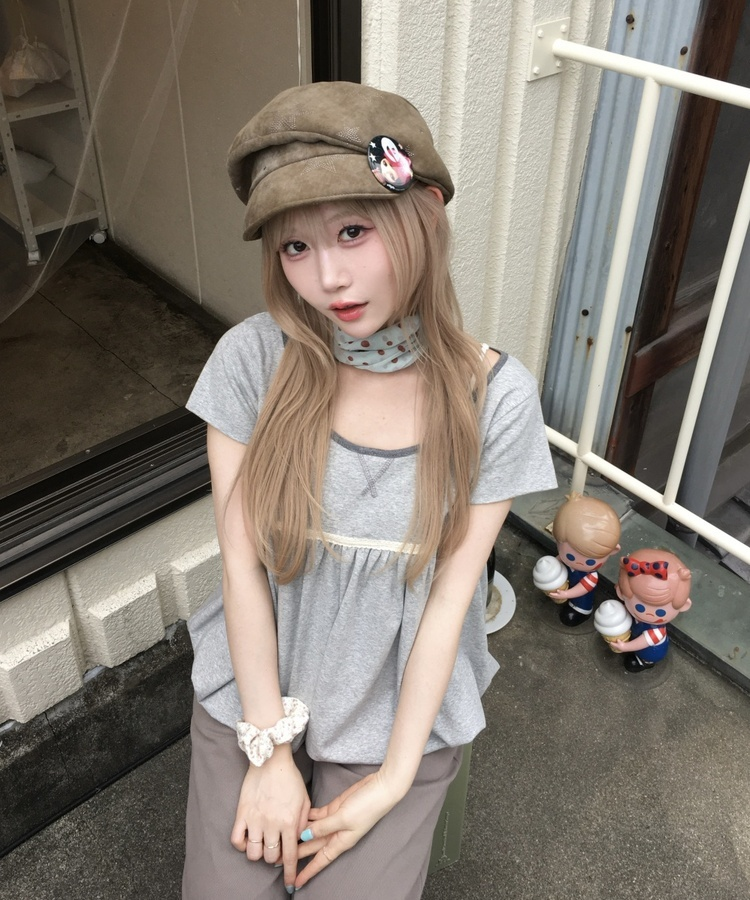 シャーリングバルーン半袖ブラウス LIGHT GRAY