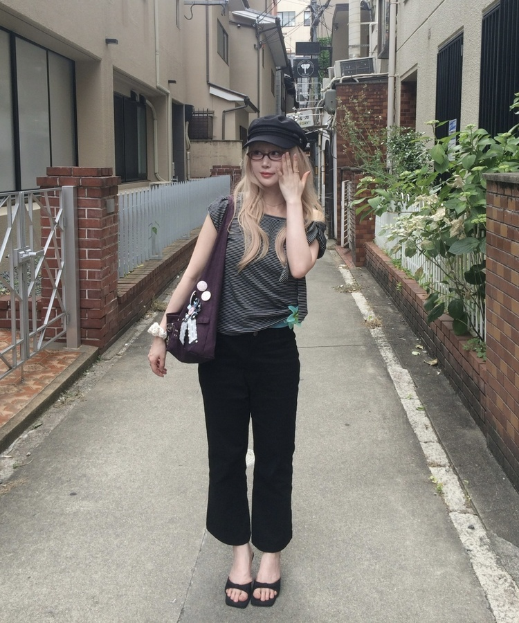 ストレッチカプリパンツ BLACK