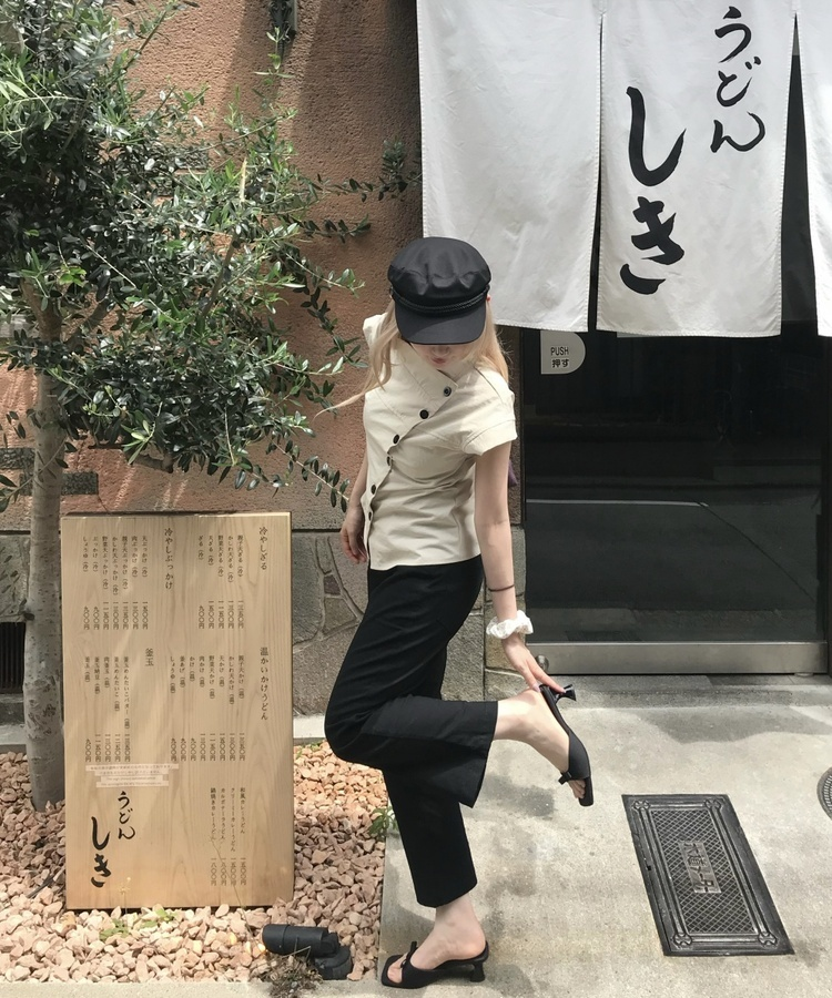 ストレッチカプリパンツ BLACK