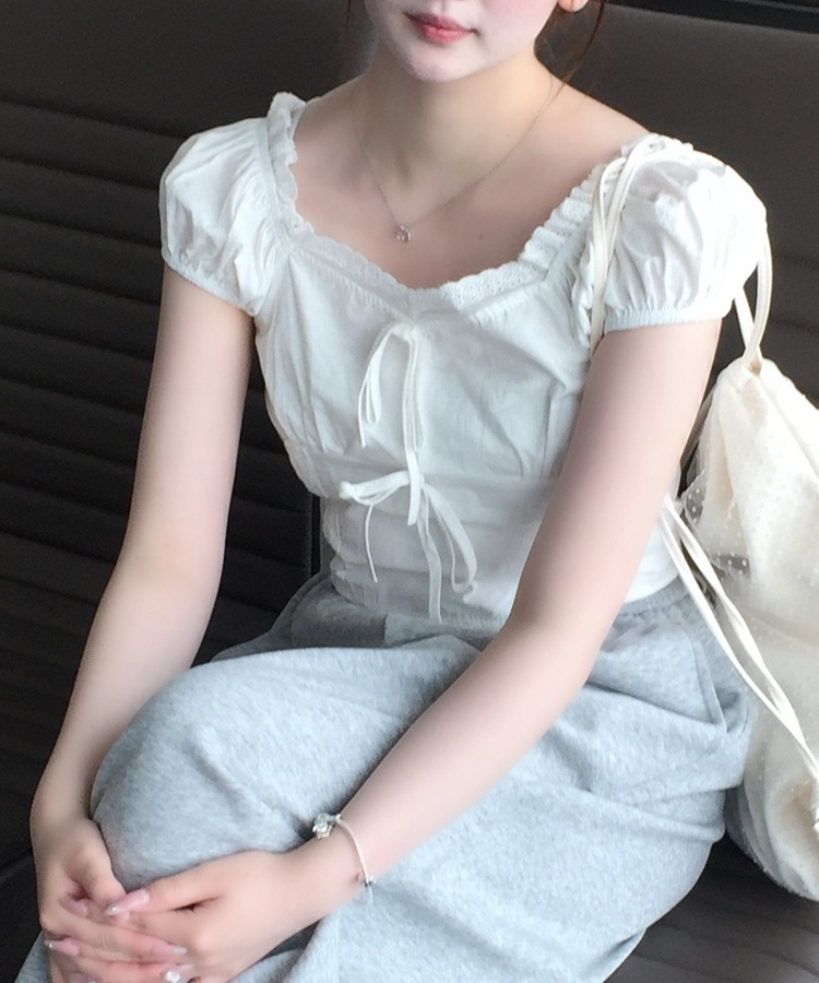 스퀘어 레이스 블라우스 화이트