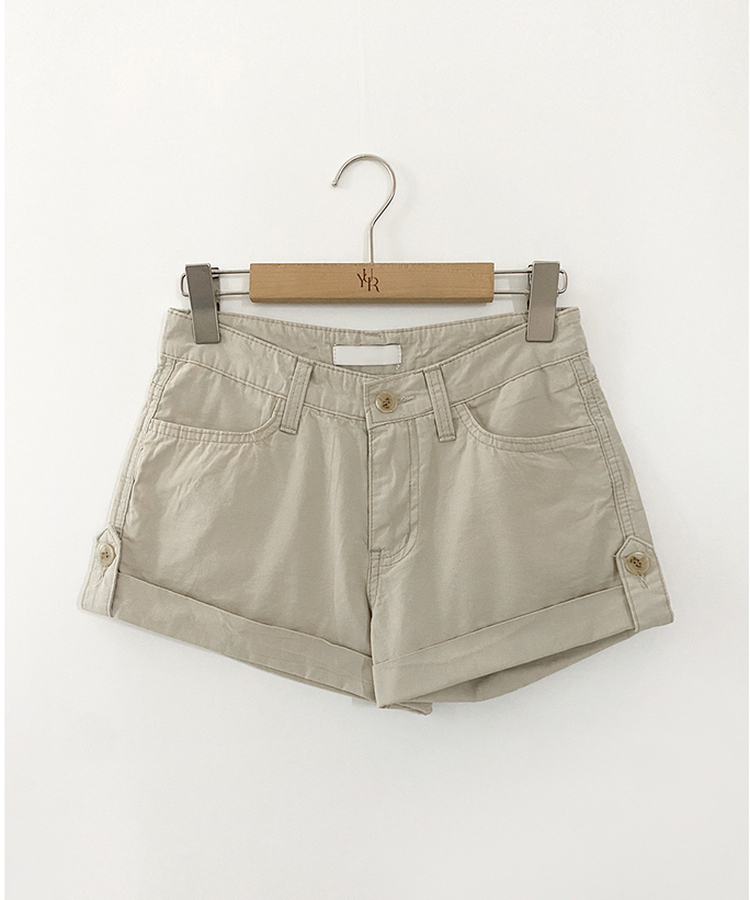 ロールアップショートパンツ