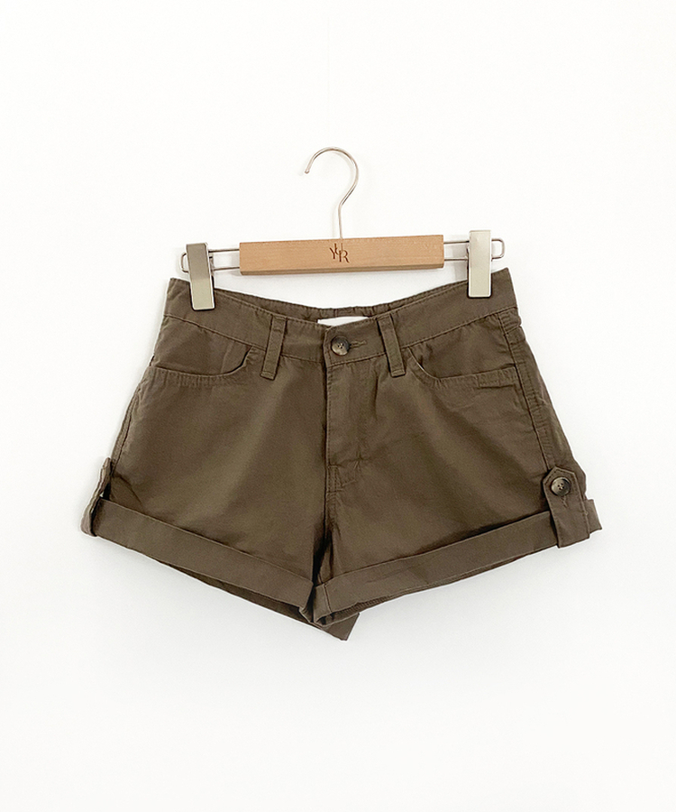 ロールアップショートパンツ