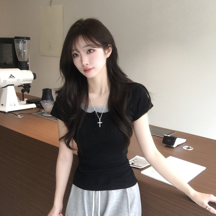 레이어드 효과 드리밍 라운드 배색 여름 반팔 티셔츠 슬림핏 단추 유넥 반팔티 허리잘록 버튼 상의 6color 블랙