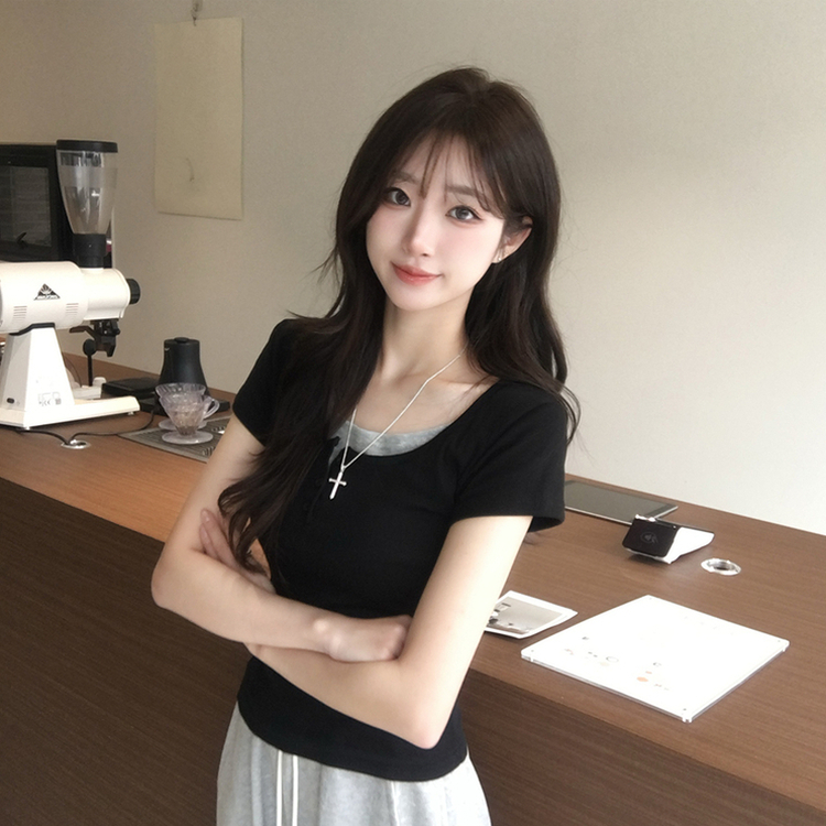 레이어드 효과 드리밍 라운드 배색 여름 반팔 티셔츠 슬림핏 단추 유넥 반팔티 허리잘록 버튼 상의 6color 블랙