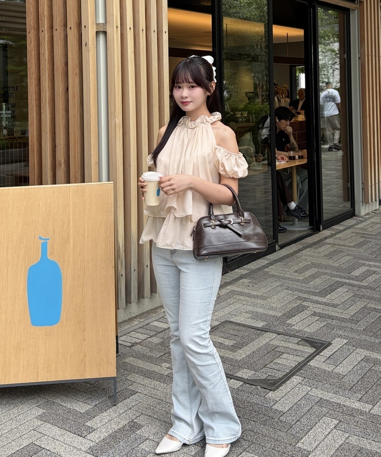 플레어 홀터 오프숄더 블라우스 베이비핑크
