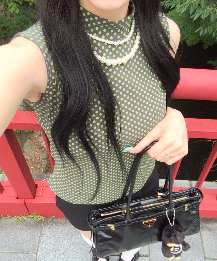 ドット柄ハイネックノースリーブトップス GREEN