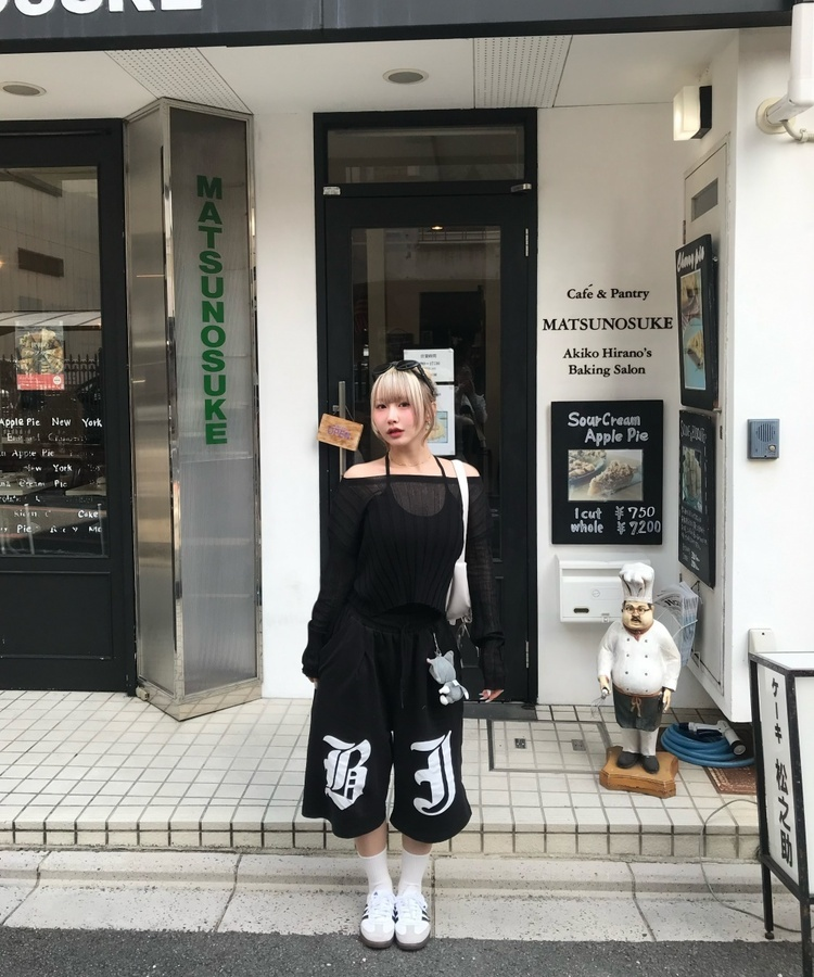 ゴシックロゴワイドバミューダパンツ BLACK