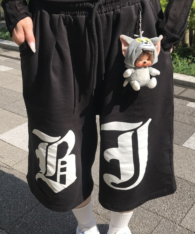 ゴシックロゴワイドバミューダパンツ BLACK